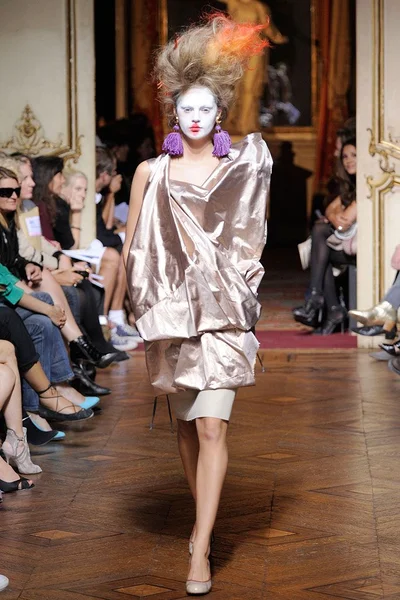Look 42